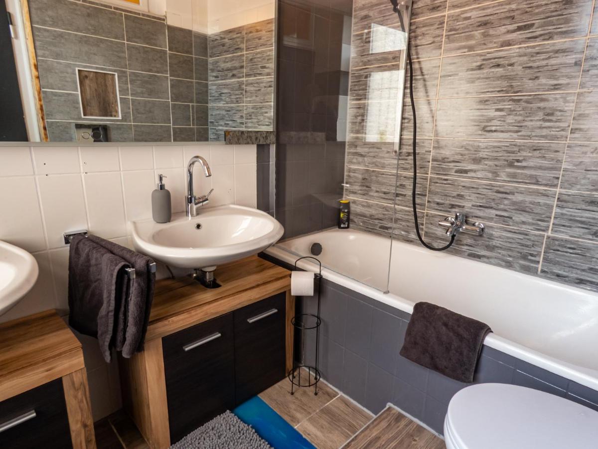 #212 Lux-Appart - Zentrum Neuss - Duesseldorf Messe - Netflix & Prime Exterior foto